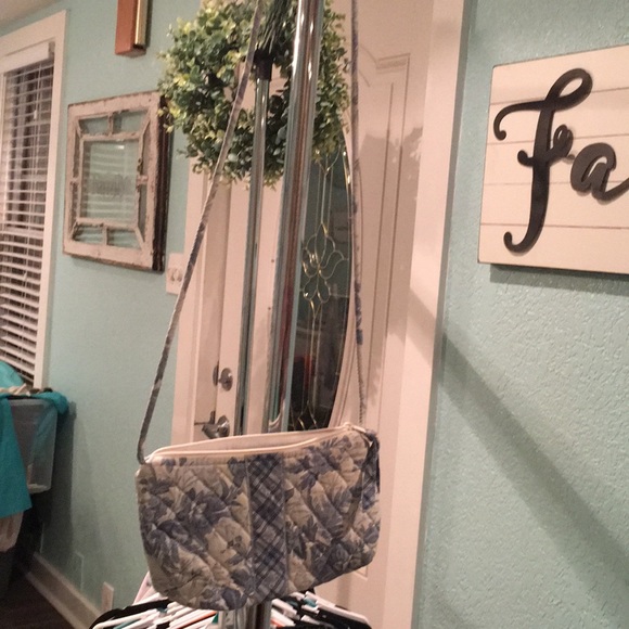 Vera Bradley Handbags - Vera Bradley small Purse good condition